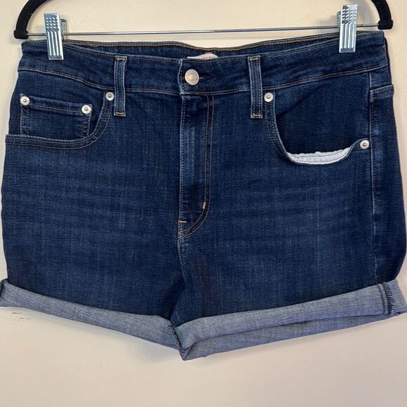 Levi’s High Rise Cut-Off Shorts - Picture 1 of 4